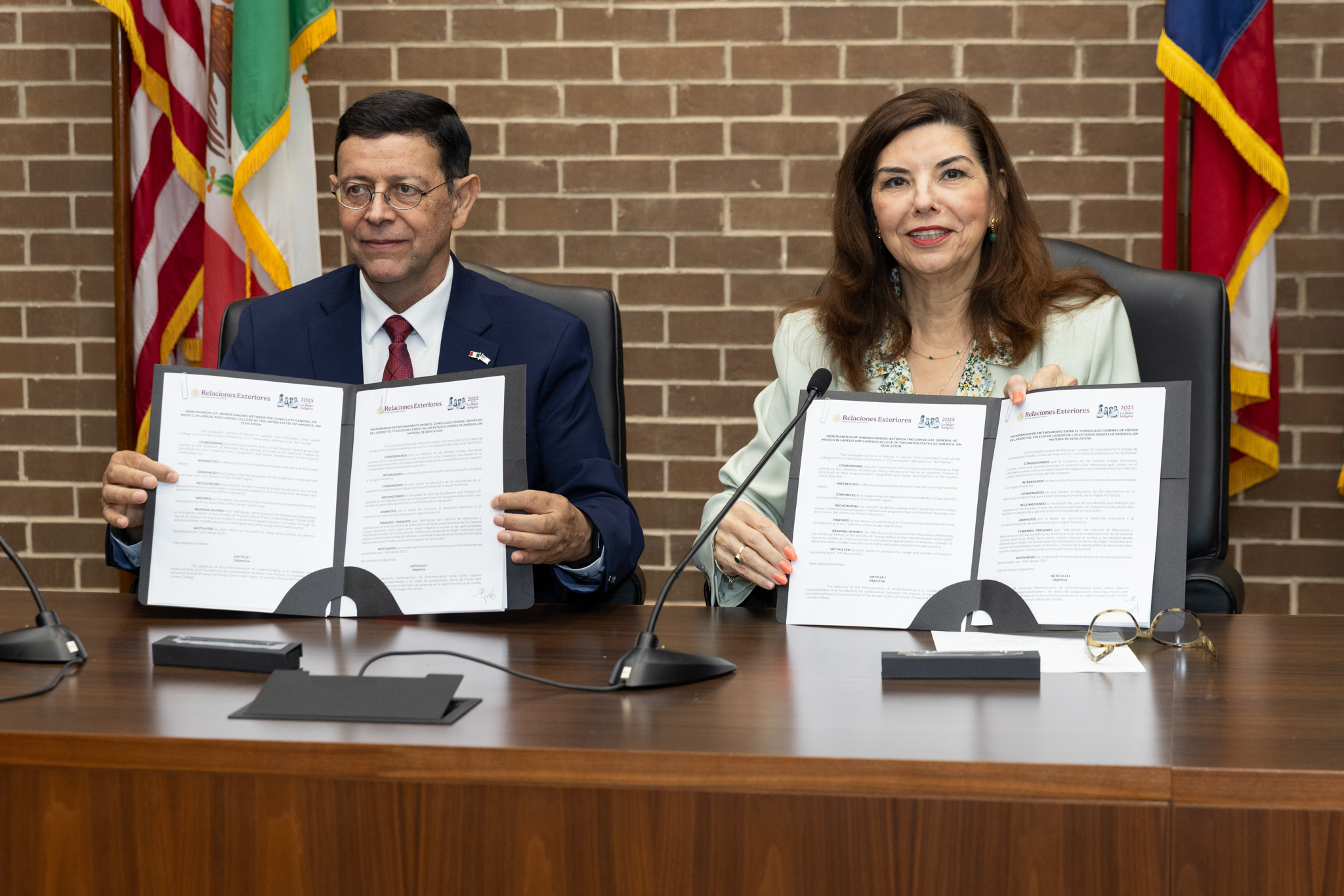 LC and Mexican Consulate award $29K in scholarships to empower students