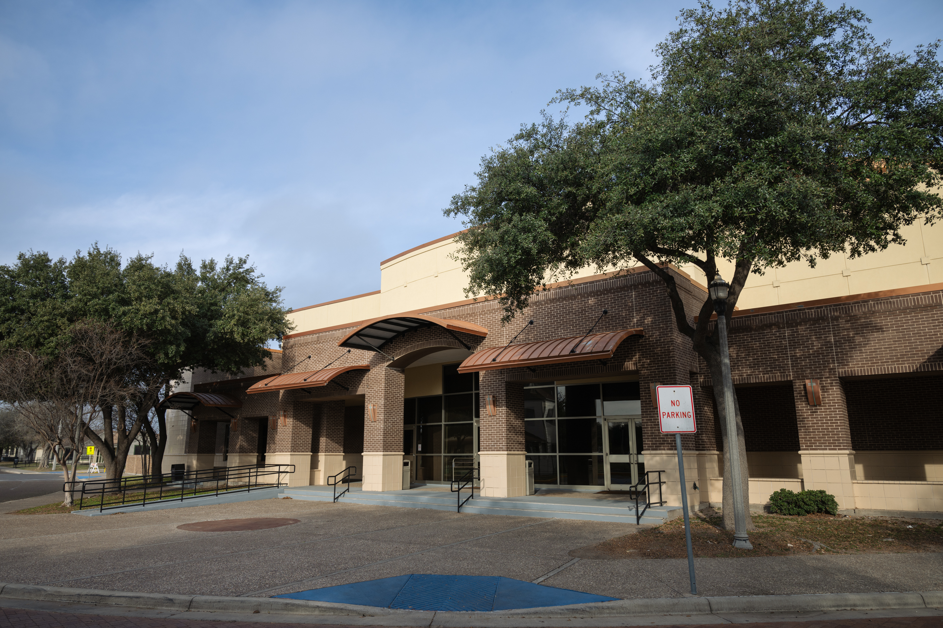 What’ll live in the hearts of Laredo families? The SpongeBob Musical at LC!