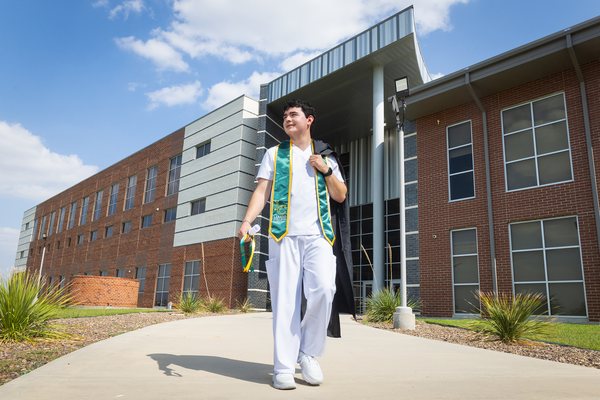 Inspired by family, driven to serve: An LC student’s path to nursing